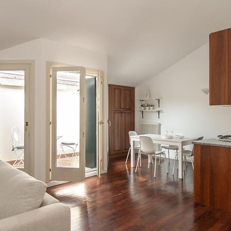 Le Mura Vecchie Lecco Exterior foto